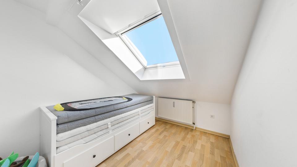 Dachgeschoßwohnung Rüthen - 2 Zimmer, 72 m&sup2;, 450&euro; | Angebot:24864408