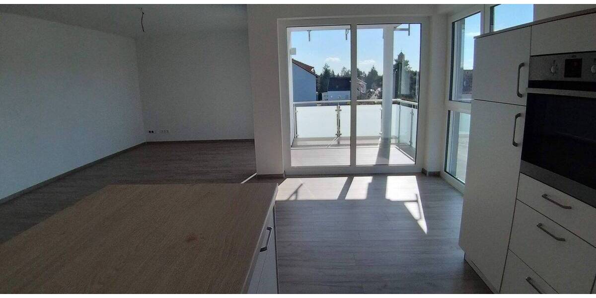 Etagenwohnung Homburg Jägersburg - 3 Zimmer, 98 m&sup2;, 1.250&euro; | Angebot:26809379