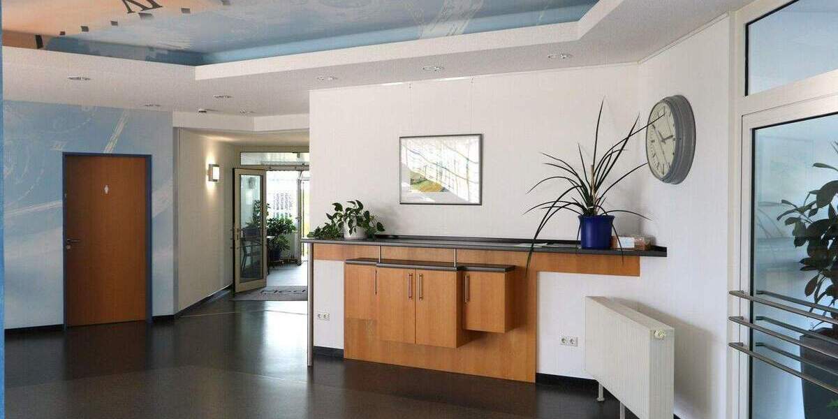 Gewerbeobjekt Herrieden Schernberg - 7 Zimmer, 220 m&sup2;, 2.528&euro; | Angebot:25733893