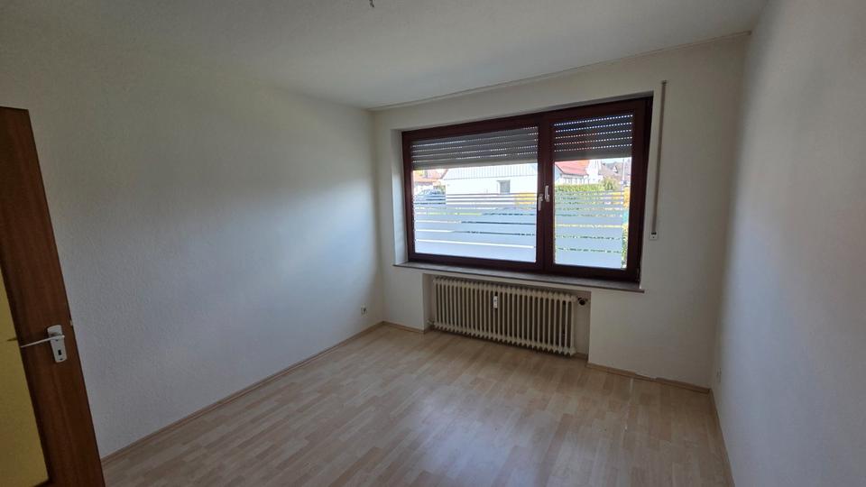 Erdgeschoßwohnung Bad Salzuflen - 2.5 Zimmer, 64 m&sup2;, 865&euro; | Angebot:26213276