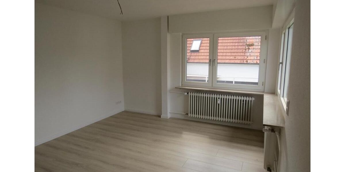 Etagenwohnung Hasselroth - 3 Zimmer, 95 m&sup2;, 890&euro; | Angebot:26577776