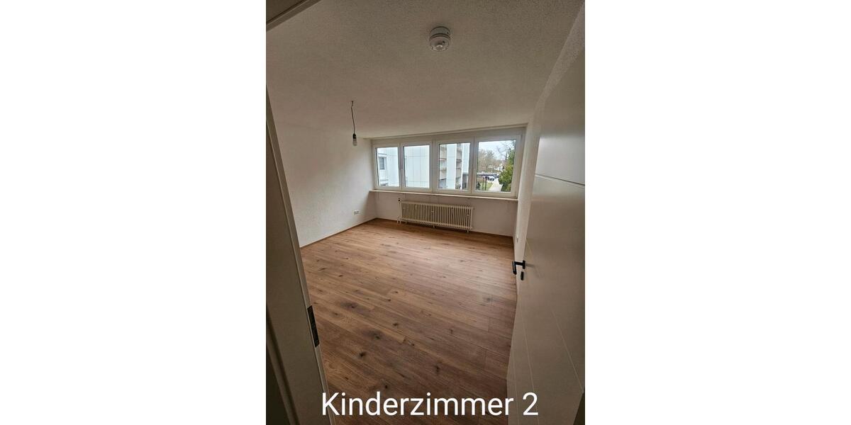Etagenwohnung Germering - 4 Zimmer, 99 m&sup2;, 2.400&euro; | Angebot:25945342