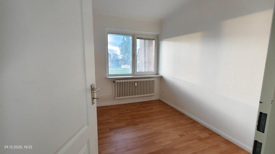 Etagenwohnung Bornhöved - 3 Zimmer, 68 m&sup2;, 692&euro; | Angebot:24726787
