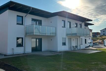 Wohnung Stadtlauringen - 3 Zimmer, 88 m&sup2;, 910&euro; | Angebot:26643624
