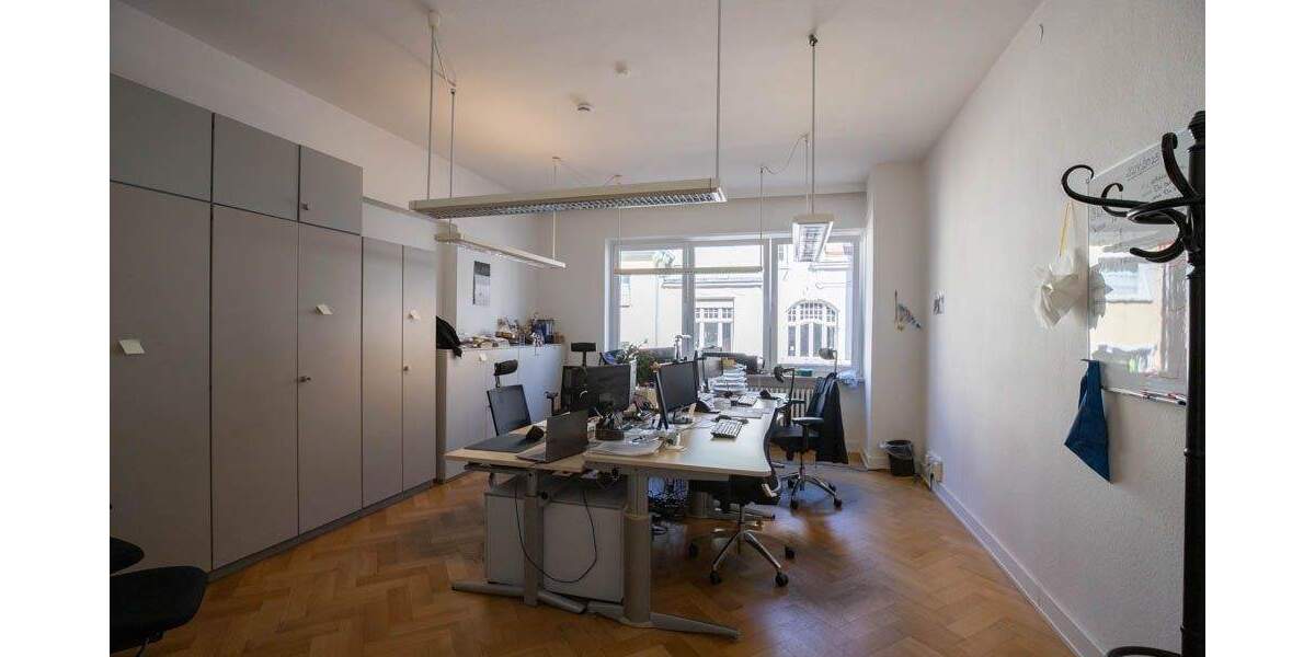 Gewerbeobjekt Elmshorn - 5 Zimmer, 246 m&sup2;, 2.490&euro; | Angebot:25726770