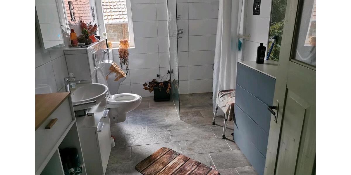 Etagenwohnung Weikersheim - 6 Zimmer, 217 m&sup2;, 980&euro; | Angebot:26697085