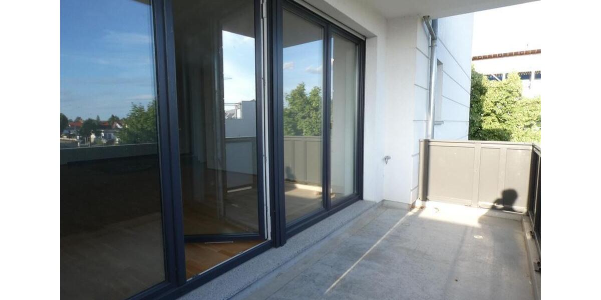 Etagenwohnung Zwenkau - 3 Zimmer, 108 m&sup2;, 1.500&euro; | Angebot:24731217