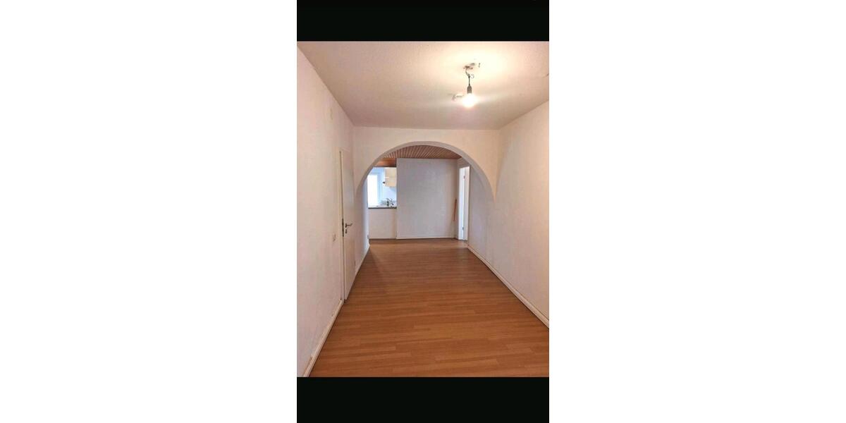 Etagenwohnung Lohra - 5 Zimmer, 102 m&sup2;, 850&euro; | Angebot:26459856