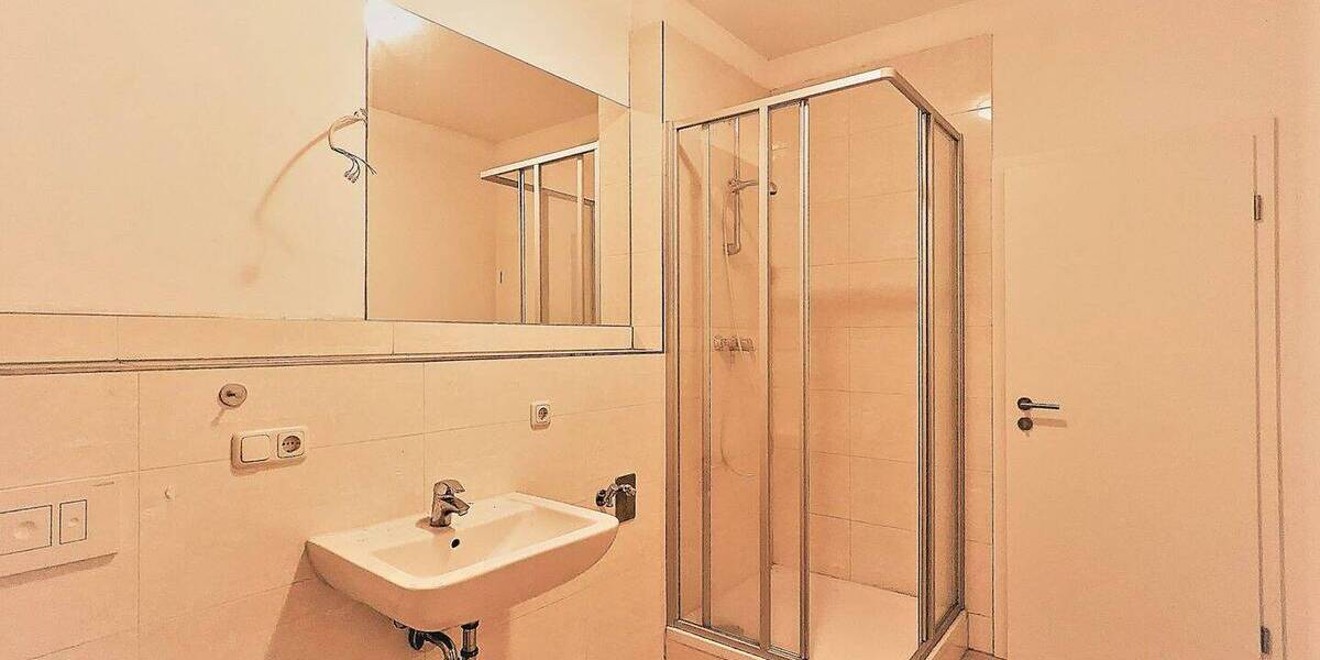Etagenwohnung Delitzsch - 2 Zimmer, 77 m&sup2;, 600&euro; | Angebot:26657059