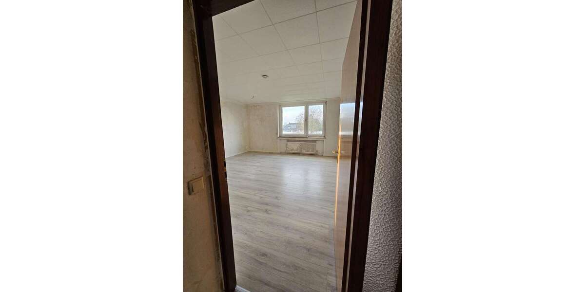 Etagenwohnung Moers Hochstraß - 2 Zimmer, 48 m&sup2;, 340&euro; | Angebot:25268571