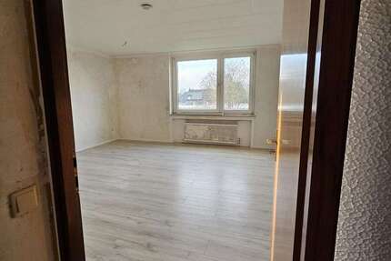 Wohnung Moers Hochstraß - 2 Zimmer, 48 m&sup2;, 340&euro; | Angebot:25268571