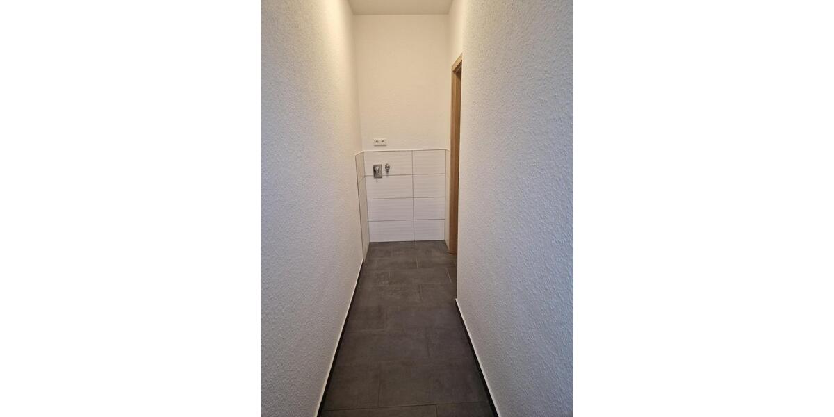 3 Zimmer Wohnung mit großem Balkon in Crimmitschau 3 zimmer