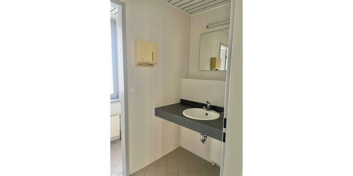 Gewerbeobjekt Stralsund Altstadt - 2 Zimmer, 72 m&sup2;, 580&euro; | Angebot:25678489