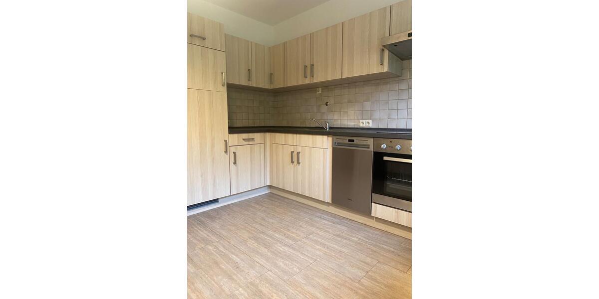 Etagenwohnung Trier Kürenz - 2 Zimmer, 70 m&sup2;, 930&euro; | Angebot:26429805