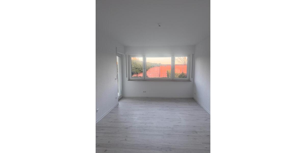 Etagenwohnung Kornwestheim - 3 Zimmer, 70 m&sup2;, 1.200&euro; | Angebot:25216203