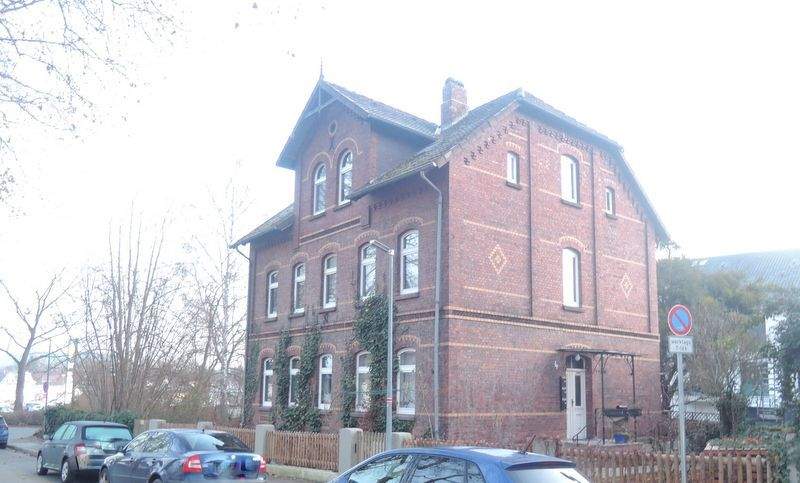 RESERVIERT; Geräumige Altbauwohnung in der Innenstadt 3 zimmer