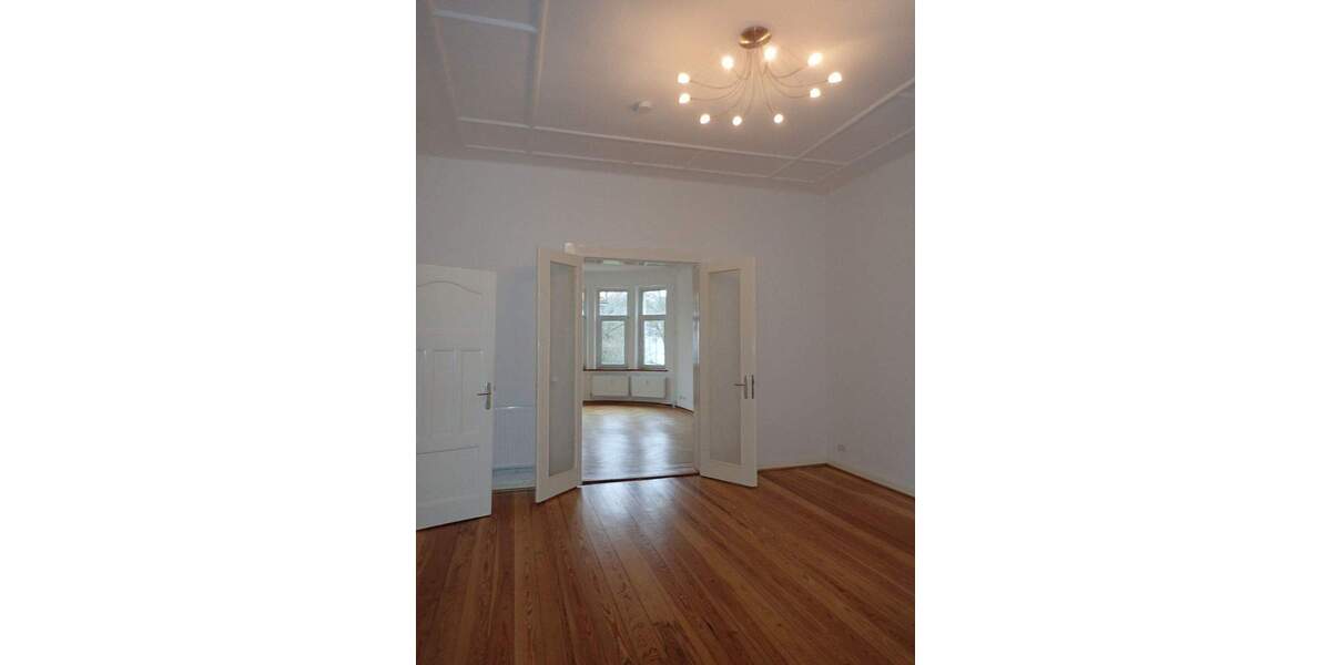 Etagenwohnung Göttingen Oststadt - 5 Zimmer, 145 m&sup2;, 1.450&euro; | Angebot:25673205