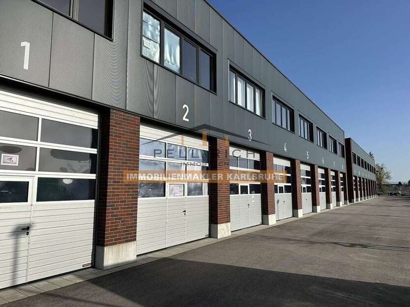 Spezialgewerbe in Karlsruhe 879 € 102 m²