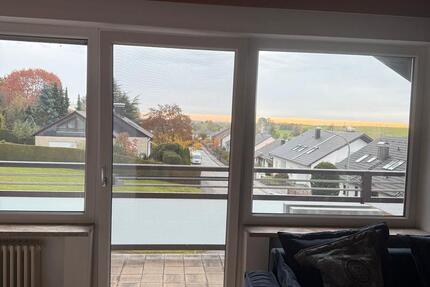 WG Zimmer mit Balkon zimmer