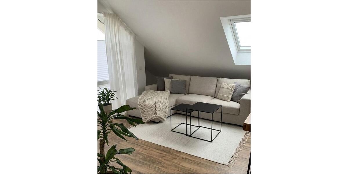 Dachgeschoßwohnung Thannhausen - 2.5 Zimmer, 64 m&sup2;, 1.010&euro; | Angebot:25170487