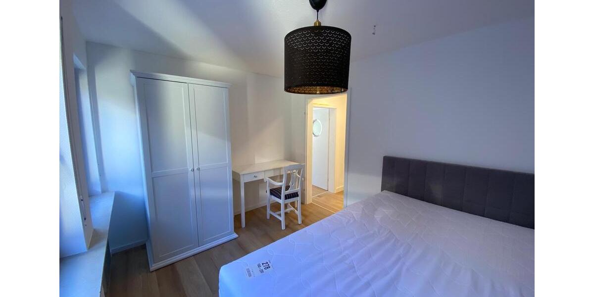 Etagenwohnung Lohr am Main - 7 Zimmer, 150 m&sup2;, 1.350&euro; | Angebot:25964311