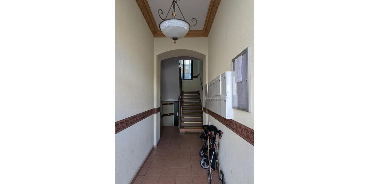 Erdgeschoßwohnung Magdeburg Nordwest - 2 Zimmer, 65 m&sup2;, 550&euro; | Angebot:26689257