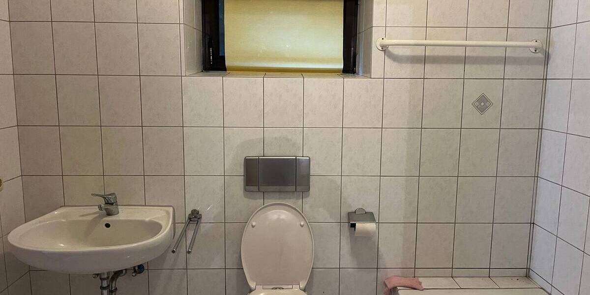 Mehrfamilienhaus, Wohnhaus Donauwörth - 6 Zimmer, 200 m&sup2;, 1.550&euro; | Angebot:21780291