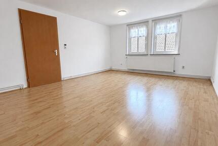 Wohnung Spangenberg - 3 Zimmer, 72 m&sup2;, 550&euro; | Angebot:27553013
