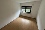 Etagenwohnung Saarbrücken Neue Bremm - 4 Zimmer, 91 m&sup2;, 830&euro; | Angebot:23408608