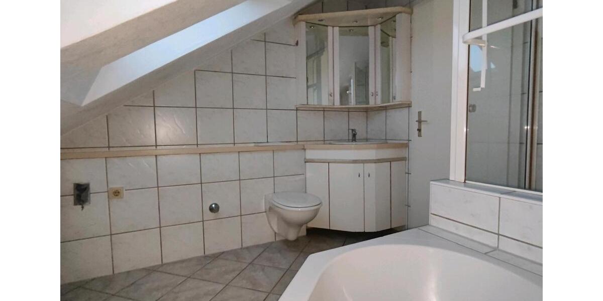 Dachgeschoßwohnung Hessisch Lichtenau - 3 Zimmer, 650&euro; | Angebot:23483757