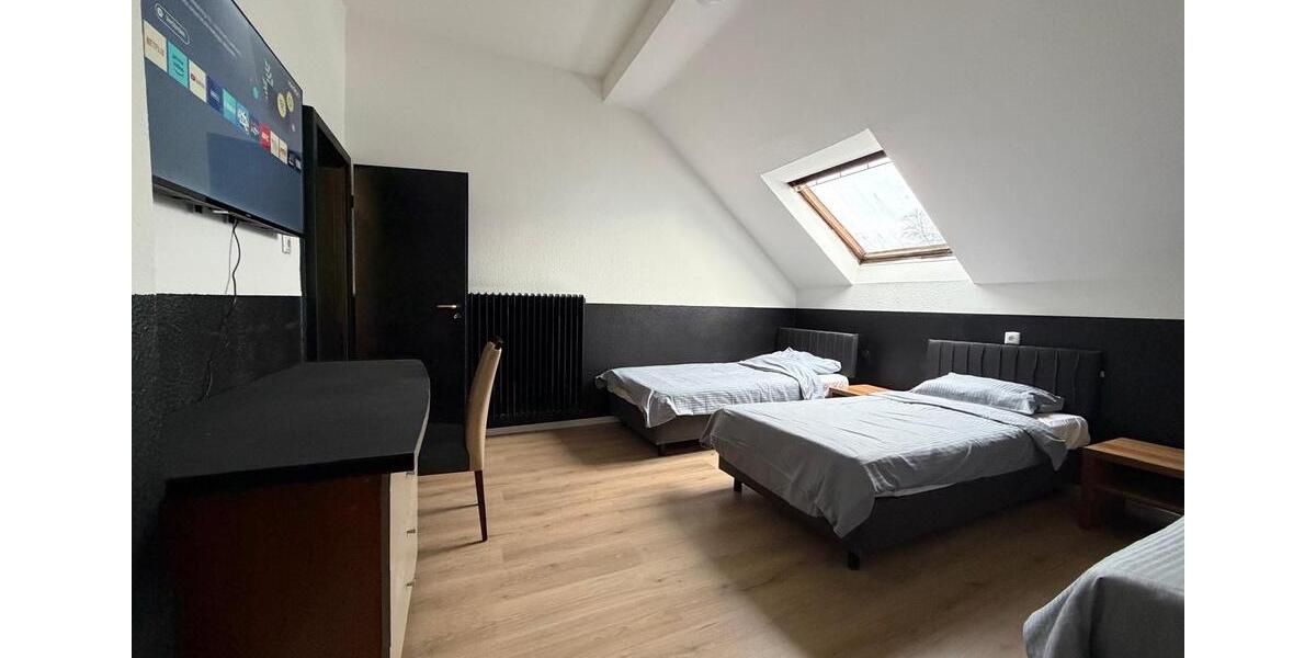 Wohnen auf Zeit Neuenrade - 7 Zimmer, 180 m&sup2;, 13&euro; | Angebot:24447625