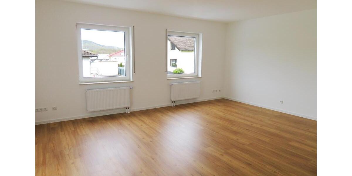 Hochparterre Hetzerath - 4 Zimmer, 104 m&sup2;, 1.050&euro; | Angebot:26625014