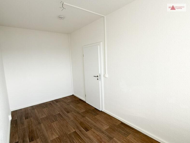 Etagenwohnung Annaberg-Buchholz Buchholz - 4 Zimmer, 79 m&sup2;, 477&euro; | Angebot:24673874