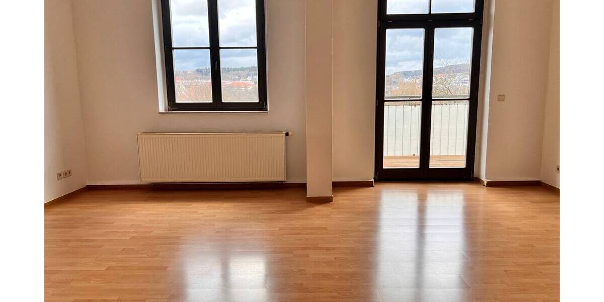 Etagenwohnung Plauen Stadtmitte - 2 Zimmer, 64 m&sup2;, 376&euro; | Angebot:26308234