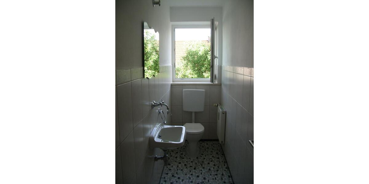 Etagenwohnung Welden - 3 Zimmer, 96 m&sup2;, 870&euro; | Angebot:26034275