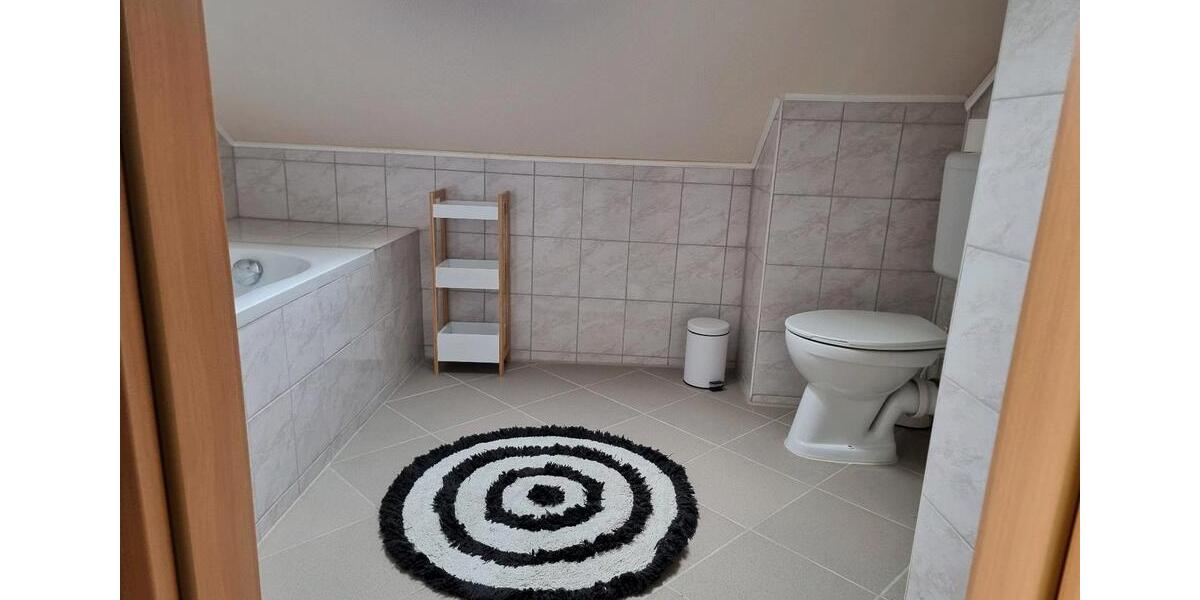 Wohnen auf Zeit Wackersdorf - 2 Zimmer, 55 m&sup2;, 14&euro; | Angebot:25953256