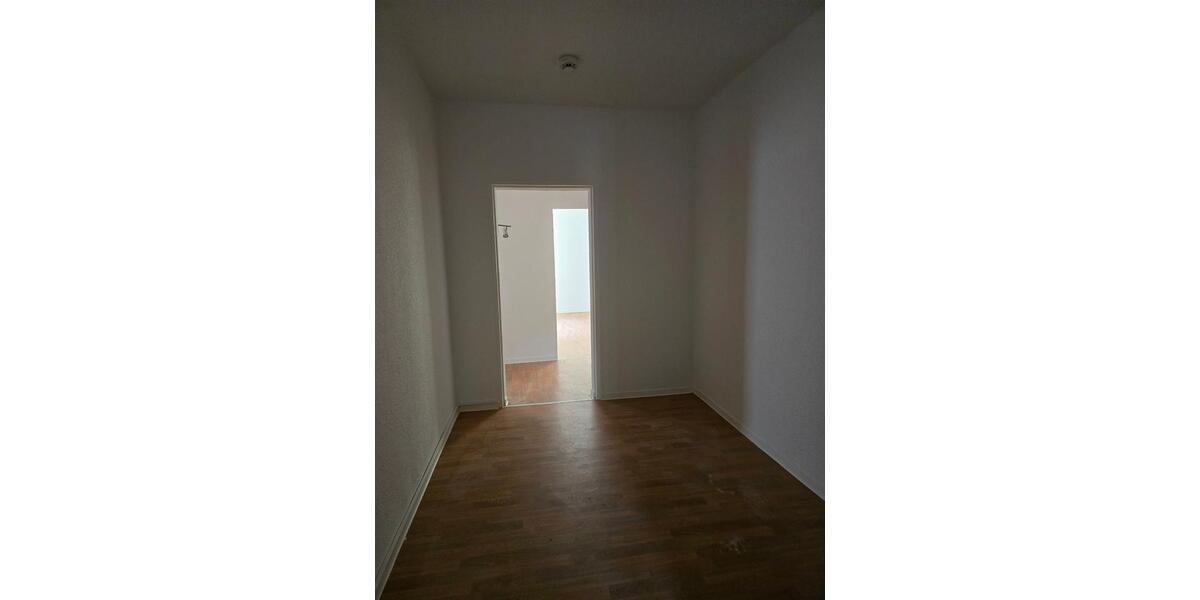Etagenwohnung Stendal - 2 Zimmer, 54 m&sup2;, 281&euro; | Angebot:26142154