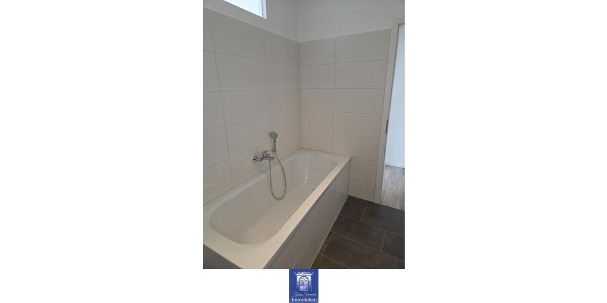 Maisonettenwohnung Weinböhla - 4 Zimmer, 114 m&sup2;, 1.250&euro; | Angebot:26357502