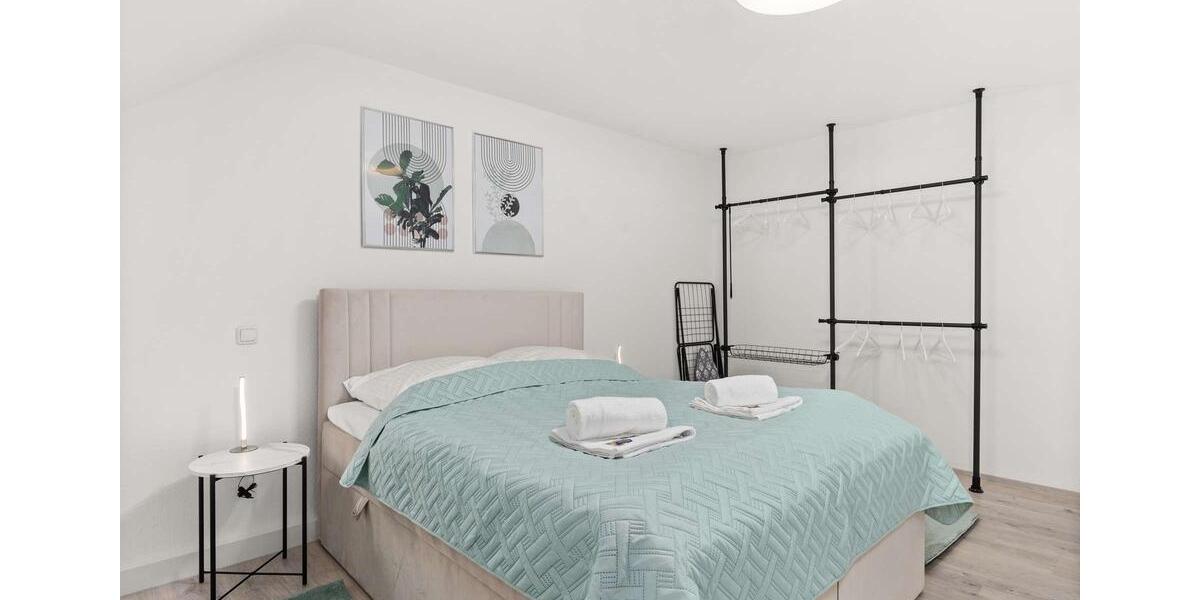 Dachgeschoßwohnung Kassel - 2 Zimmer, 65 m&sup2;, 1.200&euro; | Angebot:26578071