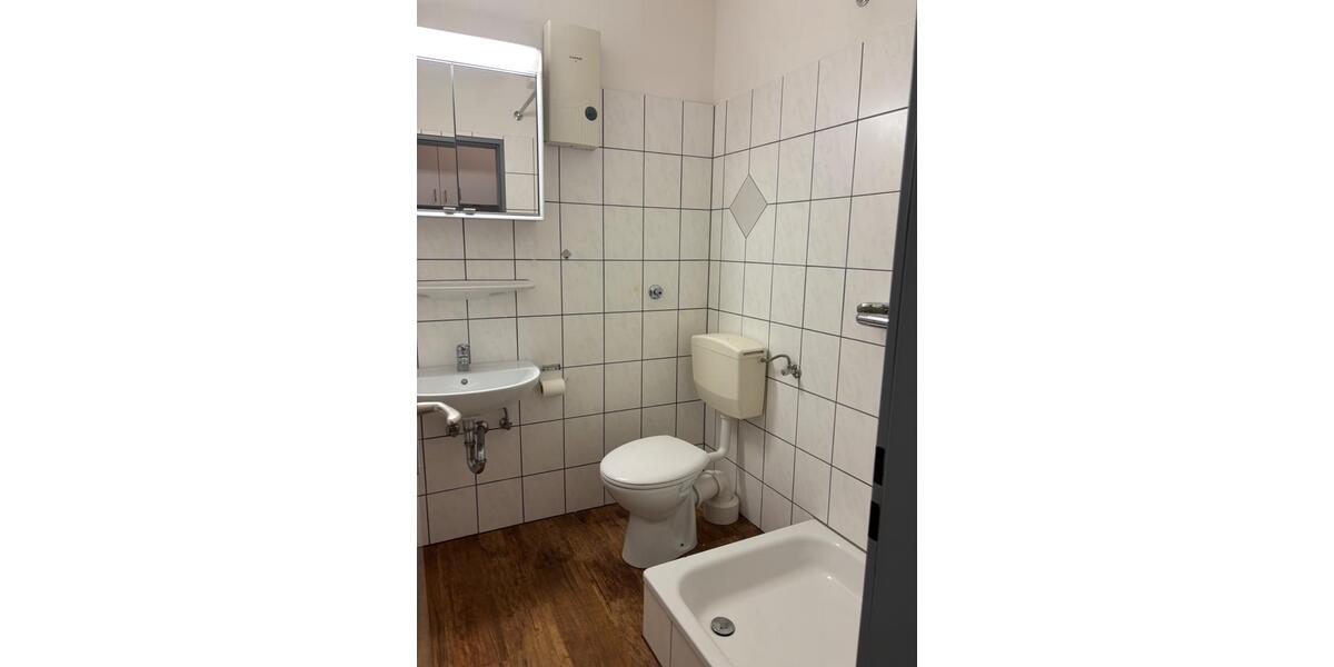 Dachgeschoßwohnung Trier Kürenz - 1 Zimmer, 20 m&sup2;, 370&euro; | Angebot:25960130