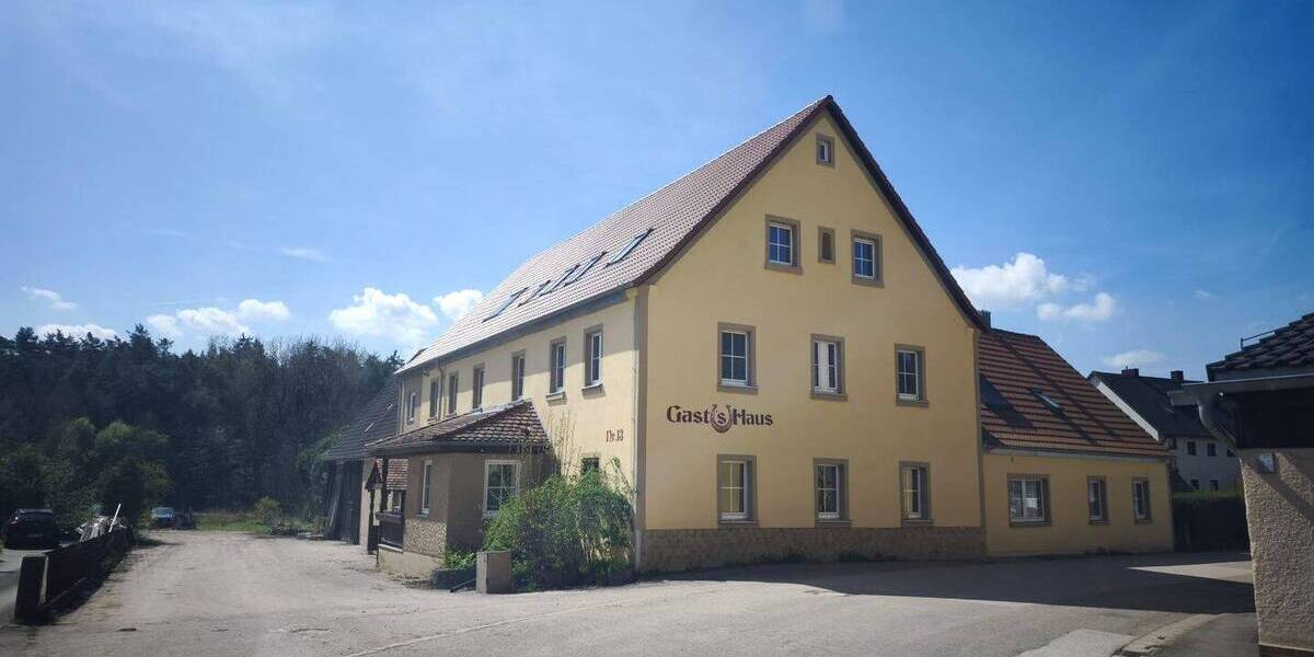 Etagenwohnung Burgoberbach Neuses - 2 Zimmer, 100 m&sup2;, 650&euro; | Angebot:26833063