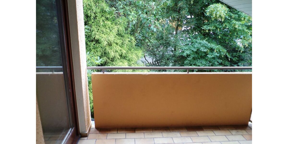 Gemütliche 3 Zimmer Dachgeschosswohnung mit EBK und Balkon - Dachgeschoßwohnung Weil im Schönbuch | Angebot:25239500