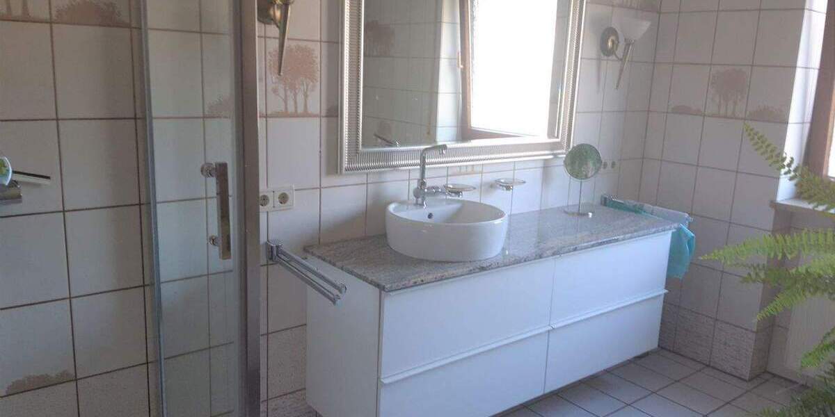 Etagenwohnung Sulzbach-Rosenberg Rosenberg - 3 Zimmer, 150 m&sup2;, 990&euro; | Angebot:25896534