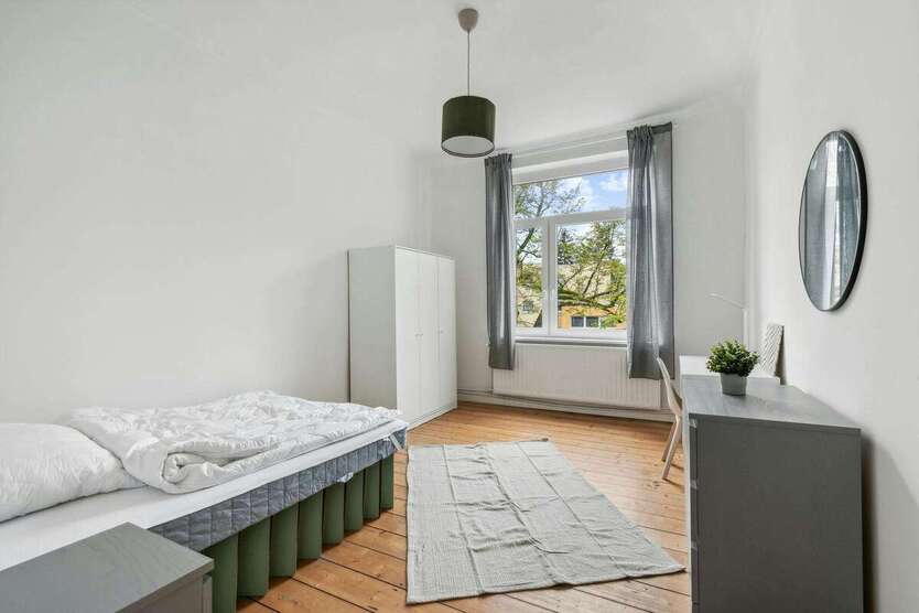 WG-Zimmer in Hamburg 690 € 16 m² zimmer