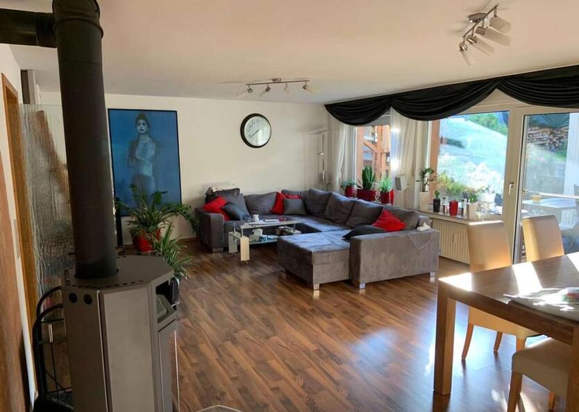 Charmante 3-Zimmer-Wohnung mit Terrasse und Garten zimmer