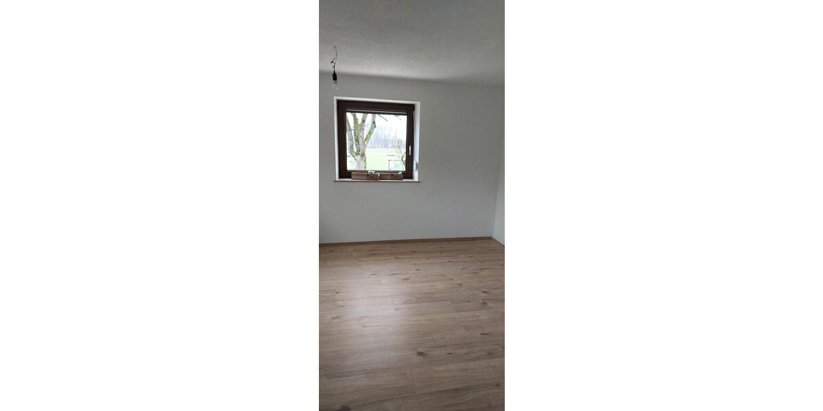 Einfamilienhaus Hofkirchen - 6 Zimmer, 130 m&sup2;, 1.100&euro; | Angebot:26000124
