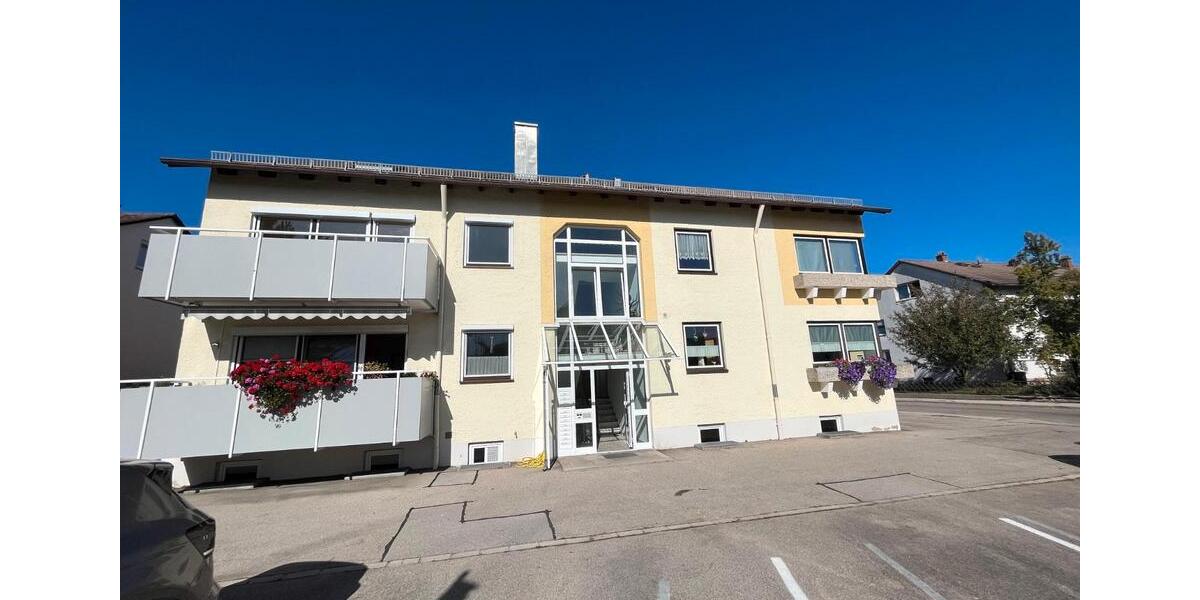 Etagenwohnung Buchloe - 3 Zimmer, 84 m&sup2;, 1.100&euro; | Angebot:26040540