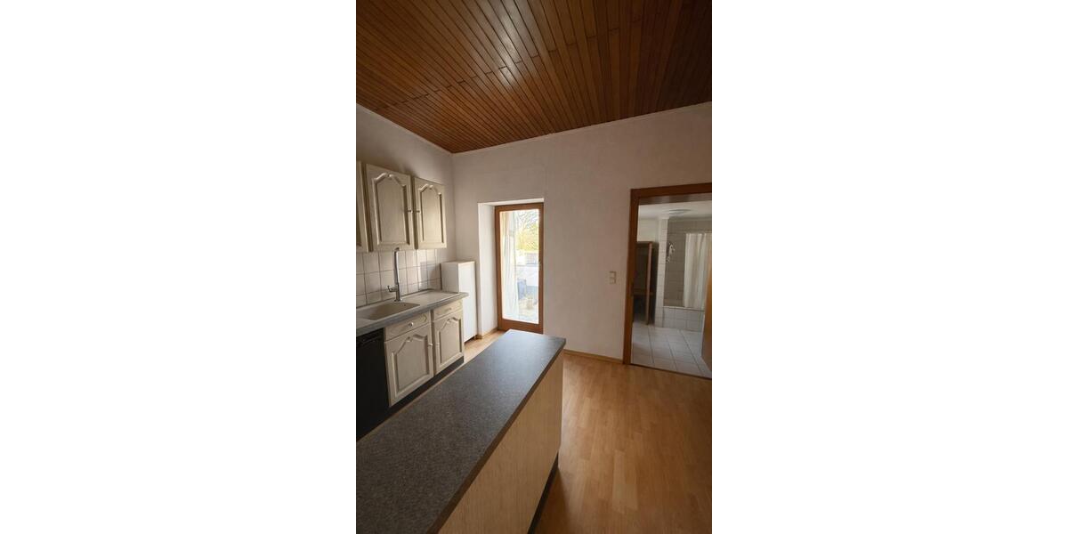 Etagenwohnung Saarlouis - 1 Zimmer, 98 m&sup2;, 790&euro; | Angebot:24730581