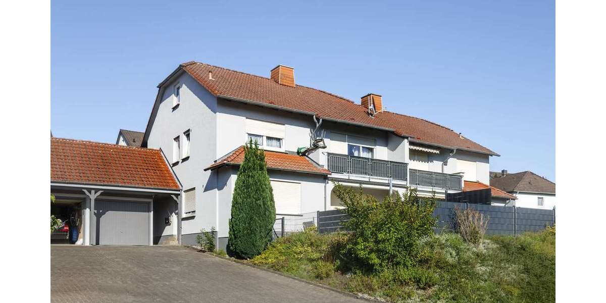 Etagenwohnung Körle - 3 Zimmer, 74 m&sup2;, 814&euro; | Angebot:27255540