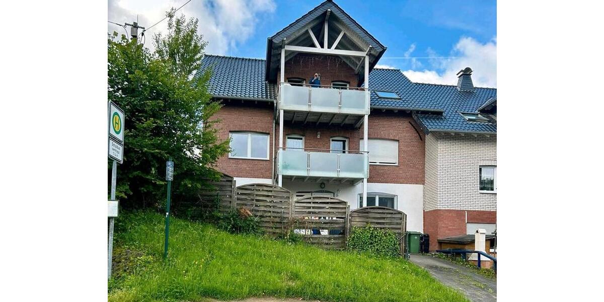 Etagenwohnung Ruppichteroth - 3 Zimmer, 85 m&sup2;, 980&euro; | Angebot:25635871
